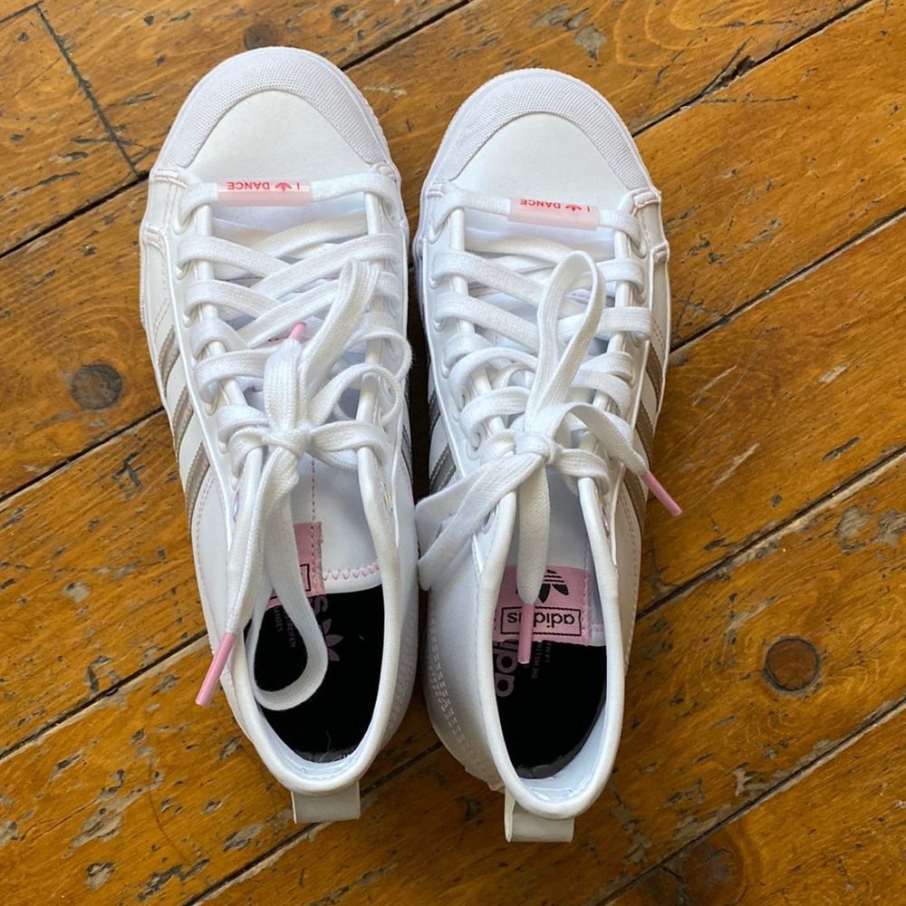 Never worn